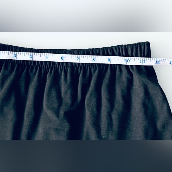 BLACK BELL BOTTOMS—EXTRA SMALL AND NEVER WORN—STRECH PANTS CUTE - Picture 9 of 14